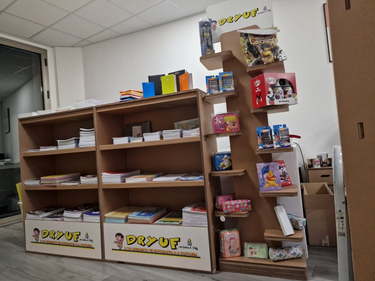 espositori in cartone