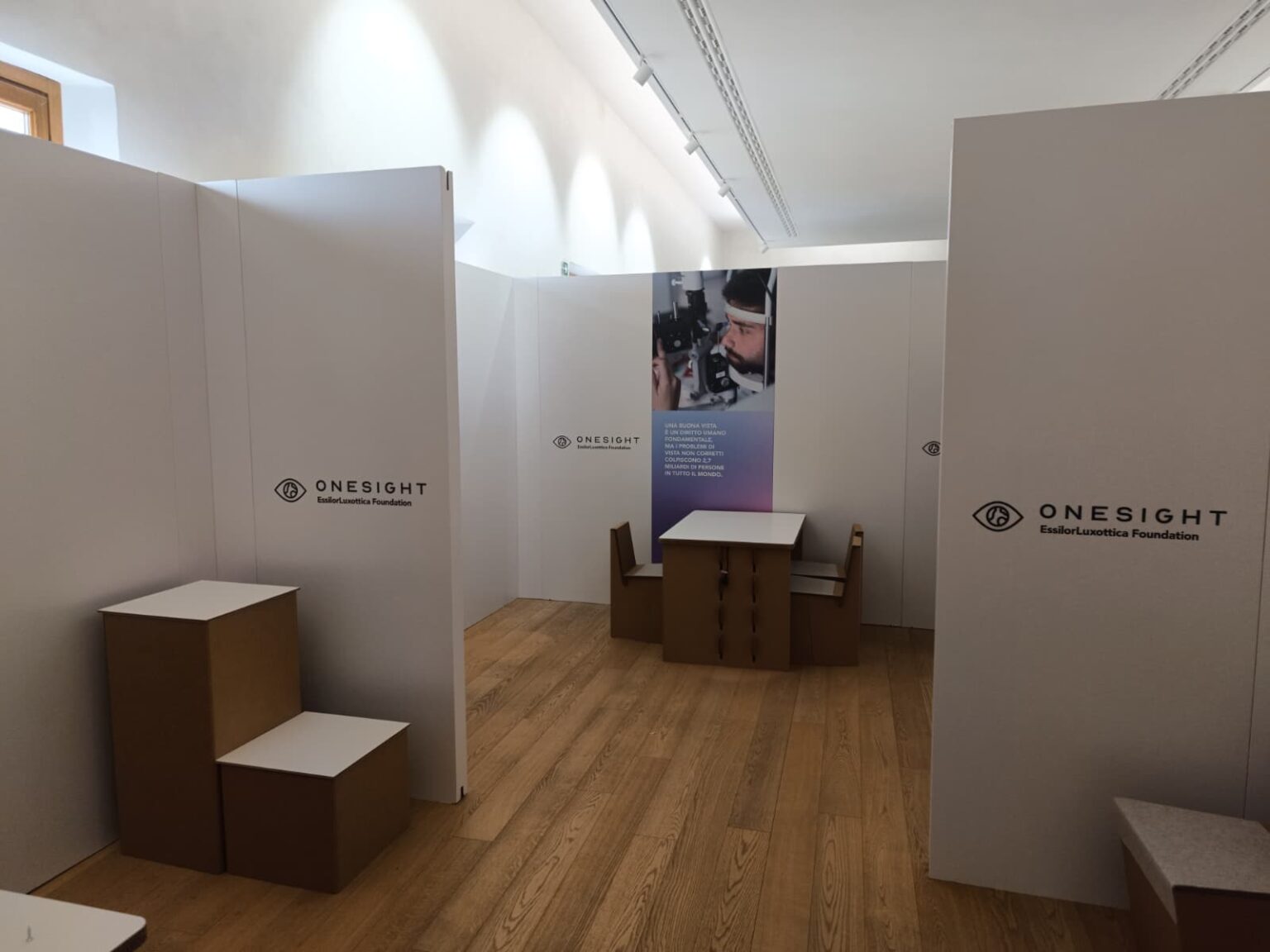 Stanze screeing temporanee in cartone