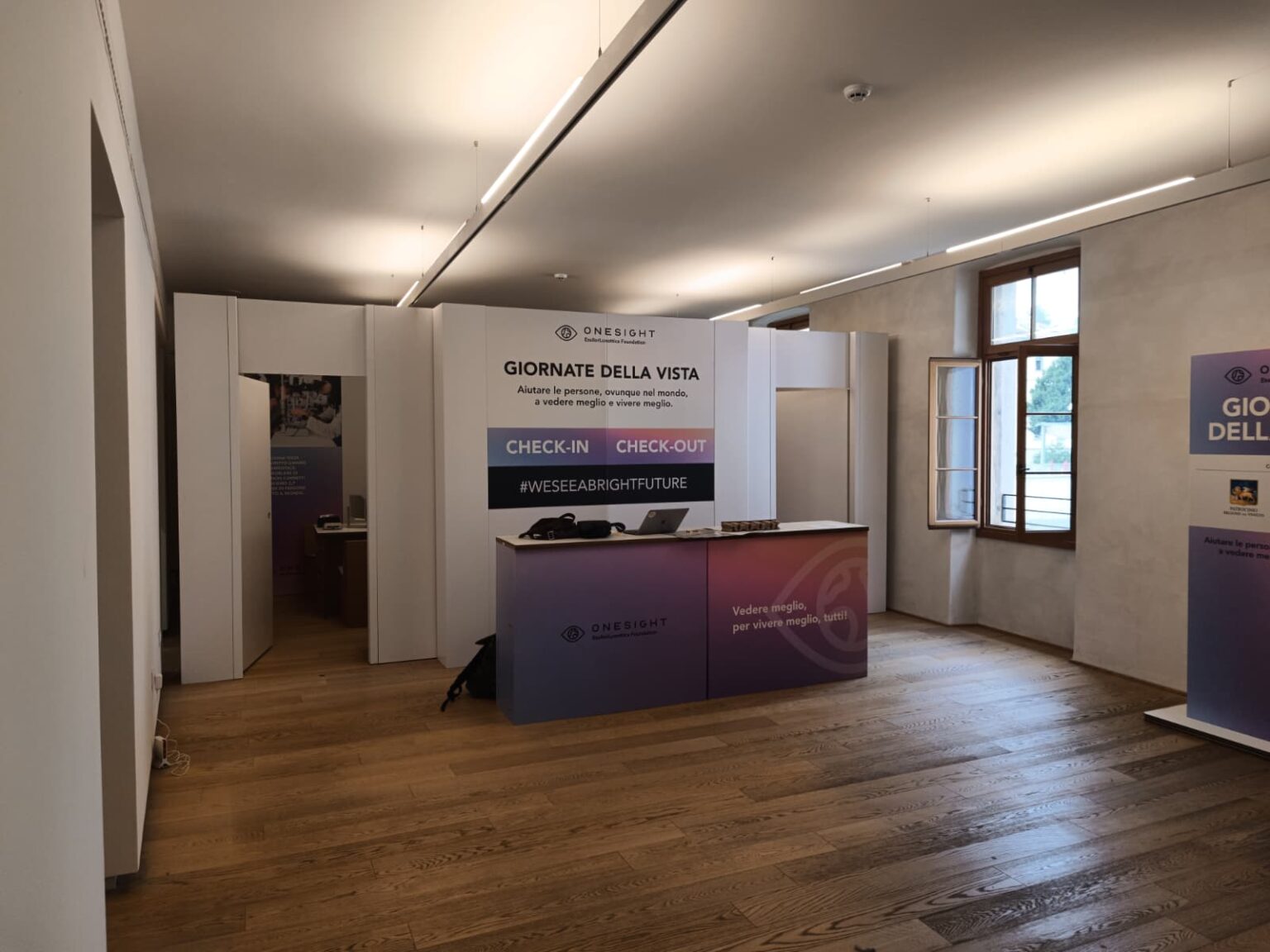 allestimenti Luxottica One Sign